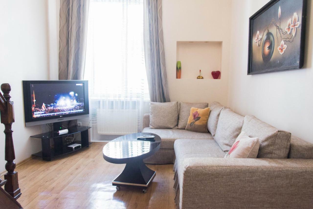 Apartament Deribasovskaya,16 Odessa Zewnętrze zdjęcie
